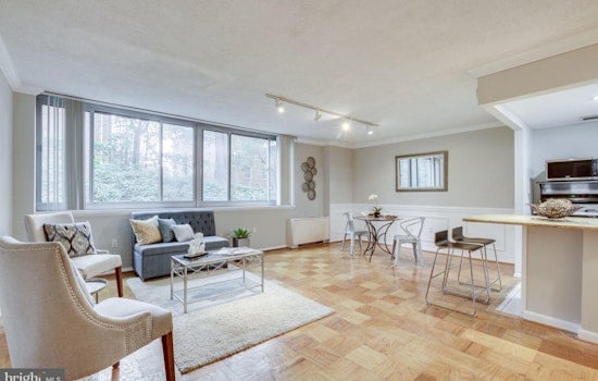 What will $1,800 rent you in Arlington, right now?