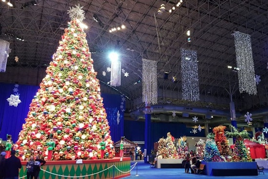 Get merry: The top 3 holiday events in Chicago this week