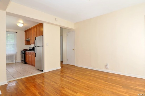 What will $1,600 rent you in Yonkers, right now?