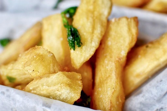 Guavas Cuban Cafe brings fried yuca, sandwiches and more to Diamond Lake