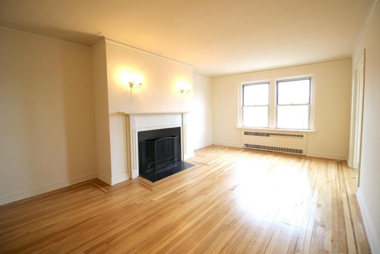 What will $1,900 rent you in White Plains, right now?
