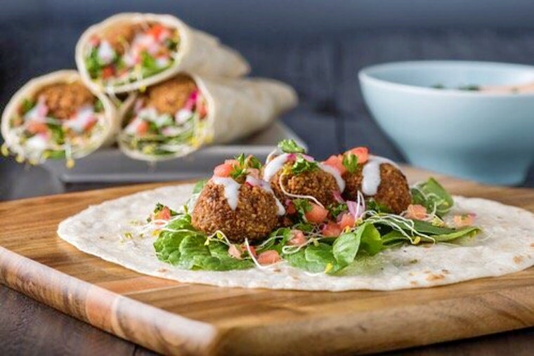New Mediterranean spot Chop House Gyro debuts in Far North