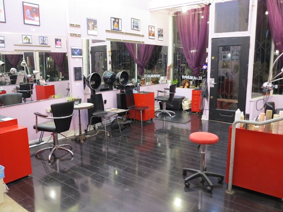 Lower Haight Salon 'On Mars' To Close This Saturday