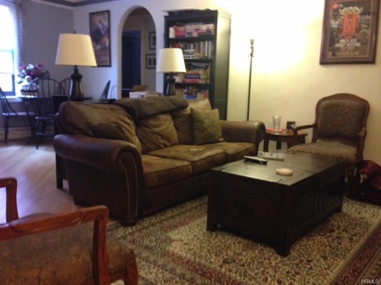What will $1,800 rent you in White Plains, right now?