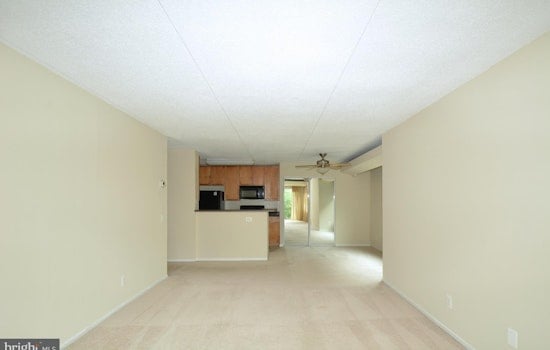 Check out today's cheapest rentals in Landmark-Van Dom, Alexandria