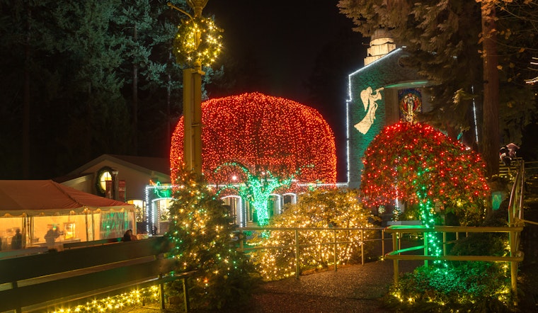 Holiday travel: Portland hosts the Festival of Lights, with cheap flights from Fresno