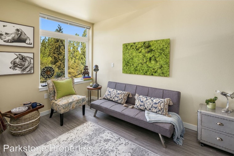 What's the cheapest rental available in Seattle, right now?