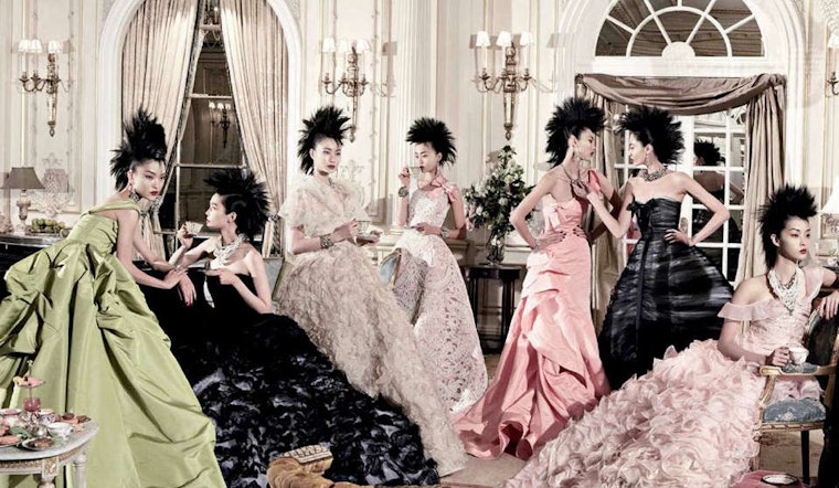 Oscar De La Renta Retrospective Opens This Weekend At De Young