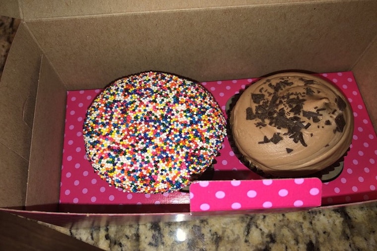Smallcakes brings cupcakes and ice cream to University City