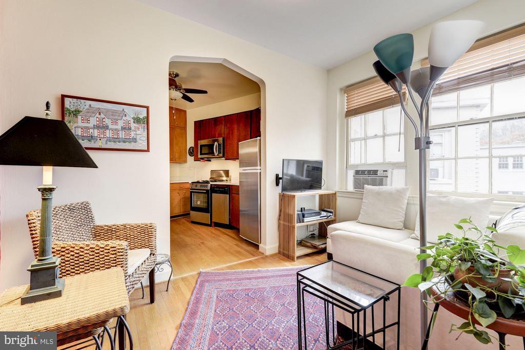 What's the cheapest rental available in Woodley Park, right now?