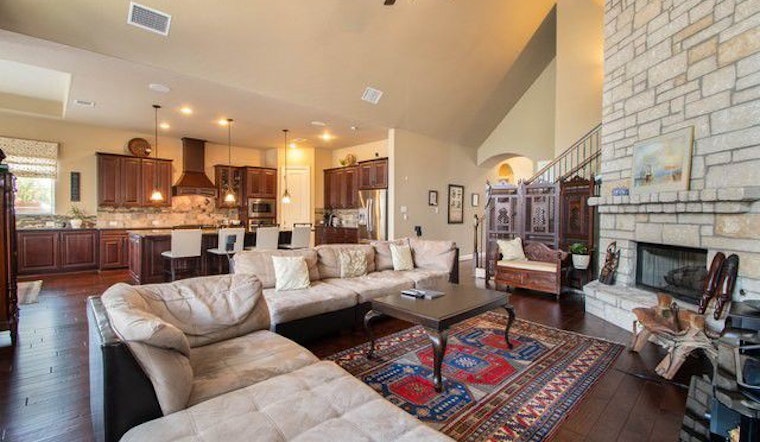 What's the priciest residential rental listed in Schertz?