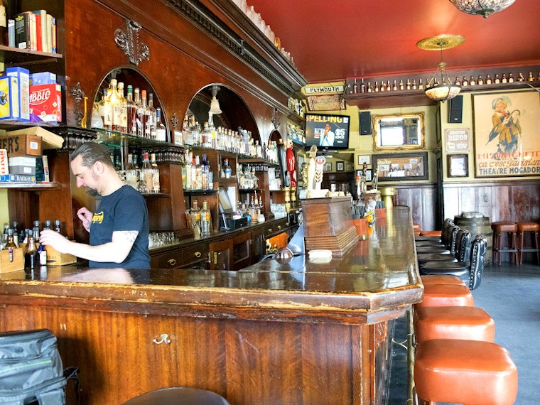 Elixir Saloon Closes For Interior Facelift