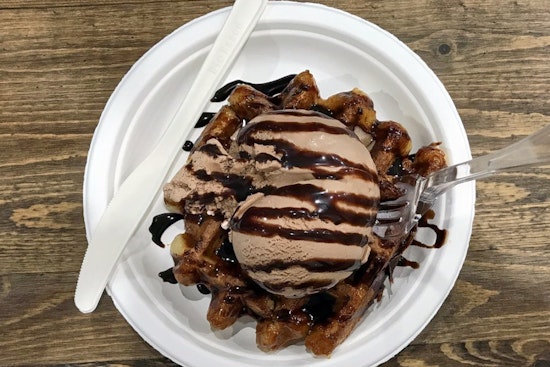 Explore the top 5 eateries in Pittsburgh's Squirrel Hill South neighborhood