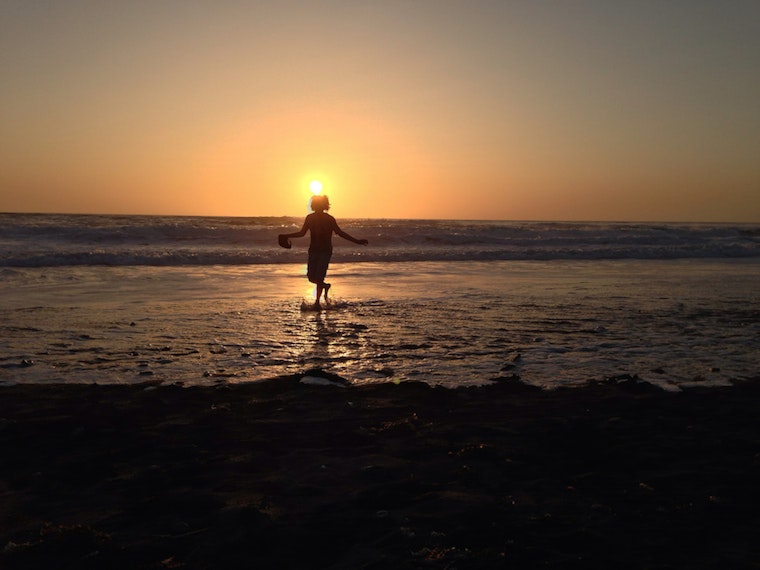Outer Sunset Week: Easter At The Zoo, Ocean Beach Bonfire, SFPL's Maker March, More