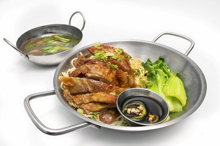 SUROSS Thai Bistro debuts in Washington Heights