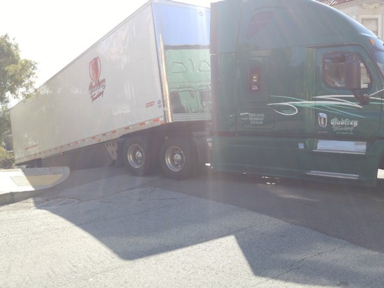 Truck Stuck At 14th Street And Buena Vista