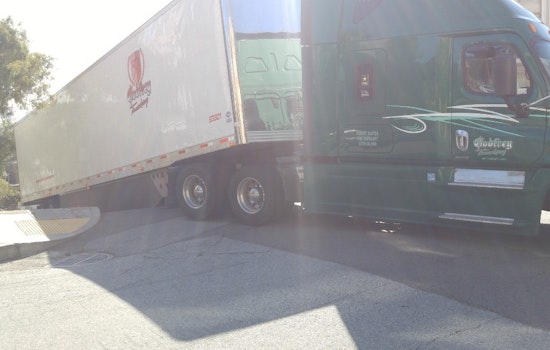 Truck Stuck At 14th Street And Buena Vista