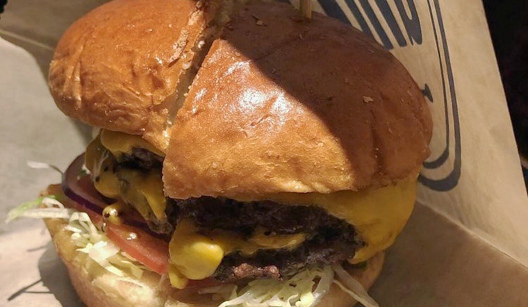 New bar Del Frisco's Grille now open in Washington Square