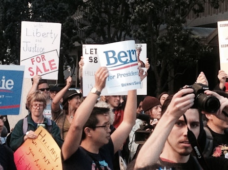 Video: On The Scene At Nob Hill's Clinton-Clooney Fundraiser Protest