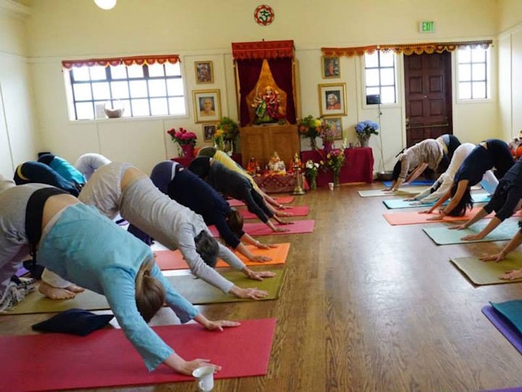 Sivananda Yoga Vedanta Center Relaxes Into New Vicente Street Space