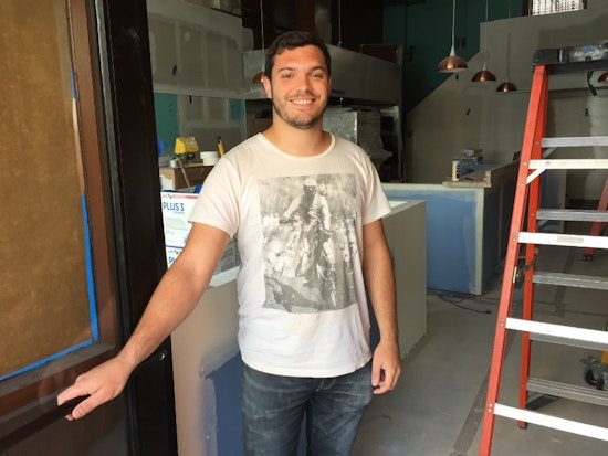 Sababa Hot Pita Bar Bringing Israeli Street Food To The FiDi