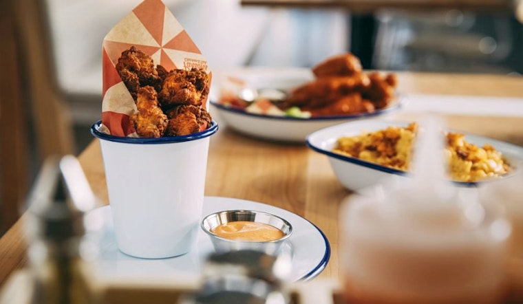 New American spot Parson's Chicken & Fish opens its doors in Lincoln Park