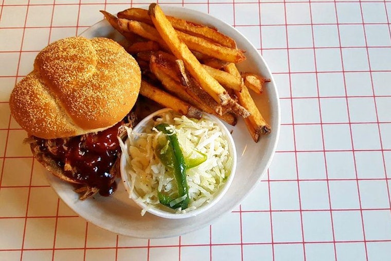 Explore the top 5 soul food spots in Chicago