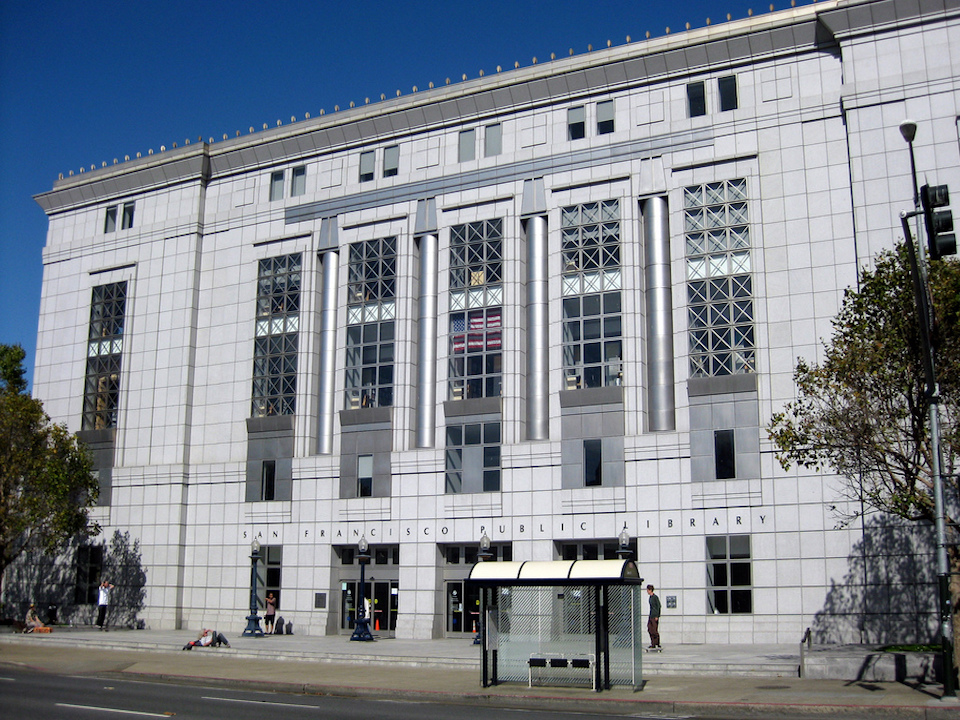 San+Francisco+Residents+Flock+to+New+Undersea+Library