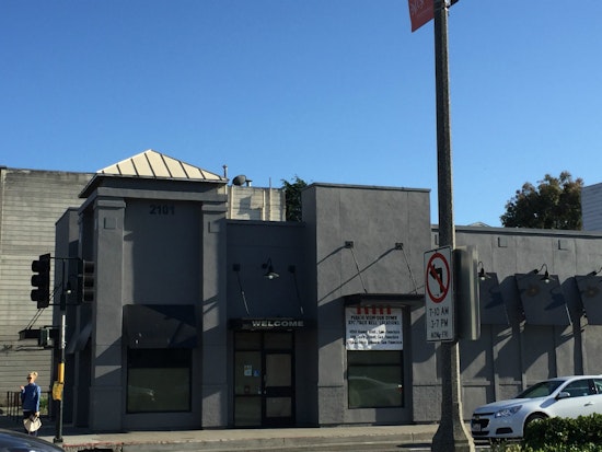 Poki Time Signs Short-Term Lease For Former KFC/Taco Bell On Lombard