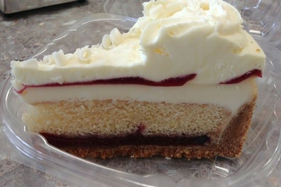 From sandwiches to sweets, here are the 5 best cafes in Fort Lauderdale