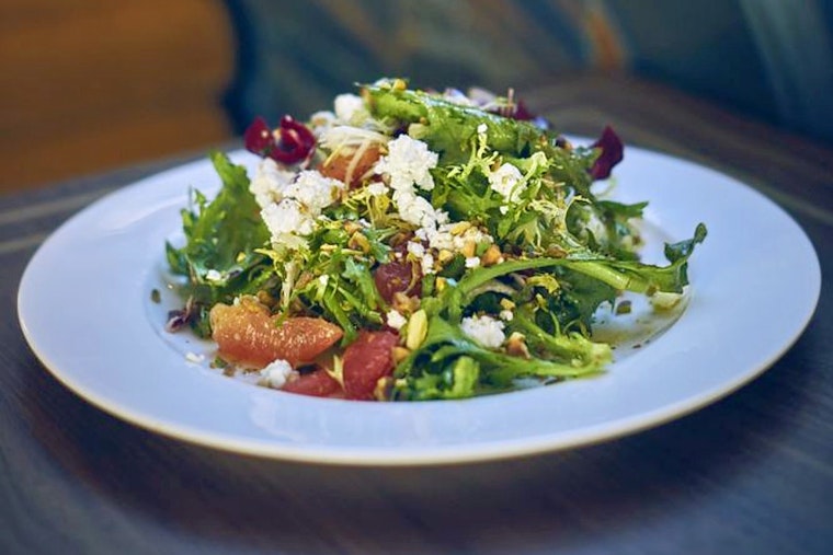 Jolie brings French fare to Beverly Crest
