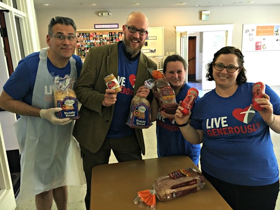 Faith-Based Meetup Distributes PB&Js To The Castro's Hungry
