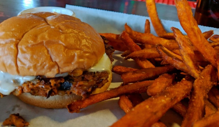 New Midtown bar Cobb's Corner Bar opens its doors