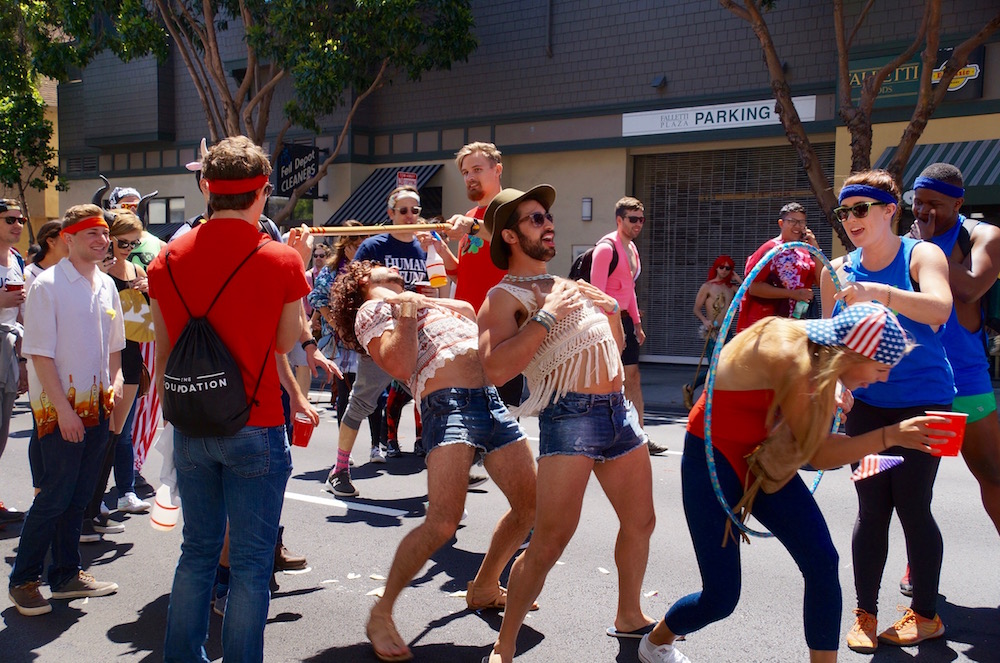 A Photo Journey Along The 2016 Bay To Breakers Race.