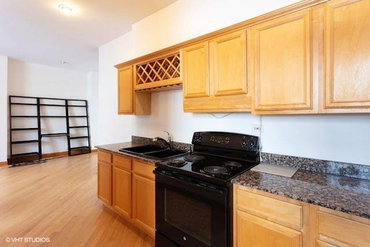 Check out today's cheapest rentals in the Gold Coast, Chicago