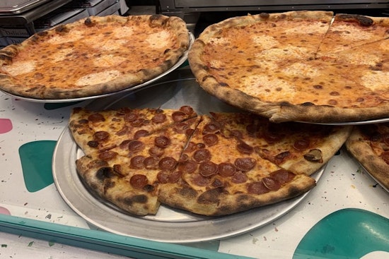 Upside Pizza brings pizza and more to Midtown