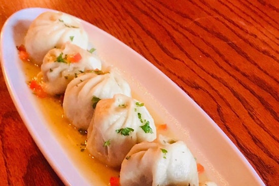 New Japanese spot Momo Sushi debuts in Windom Park