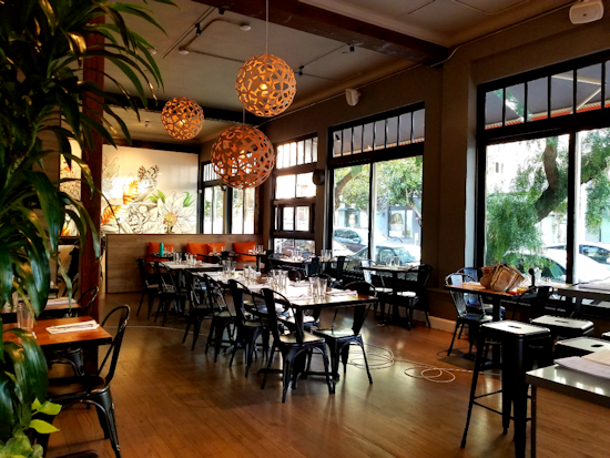 SF Eats: Hayes Valley gets new burger spot and pizzeria, Domino's returns to Tenderloin, more