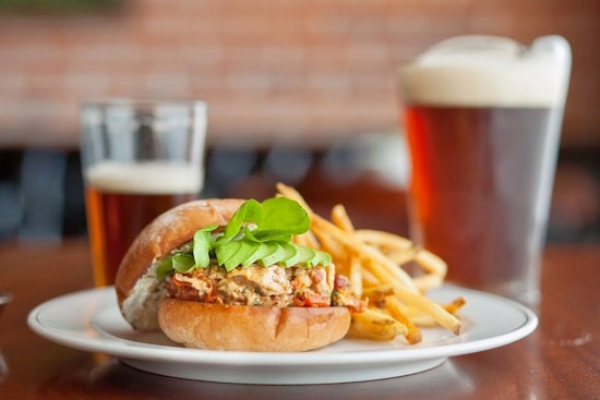 Bottoms up: The 6 best pubs in Phoenix