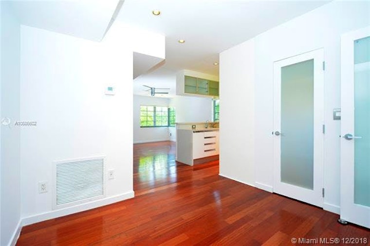What does $2,600 rent you in Miami Beach, today?