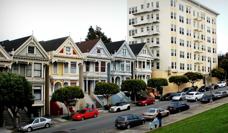 Alamo Square To Open Tourist-Friendly 'Viewing Area' During Construction