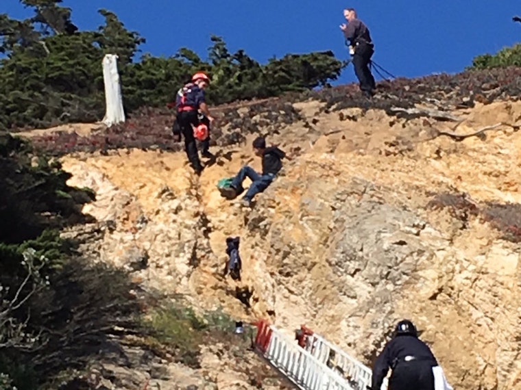 SFFD Saves Man On Cliff In Rescue Near Cliff House