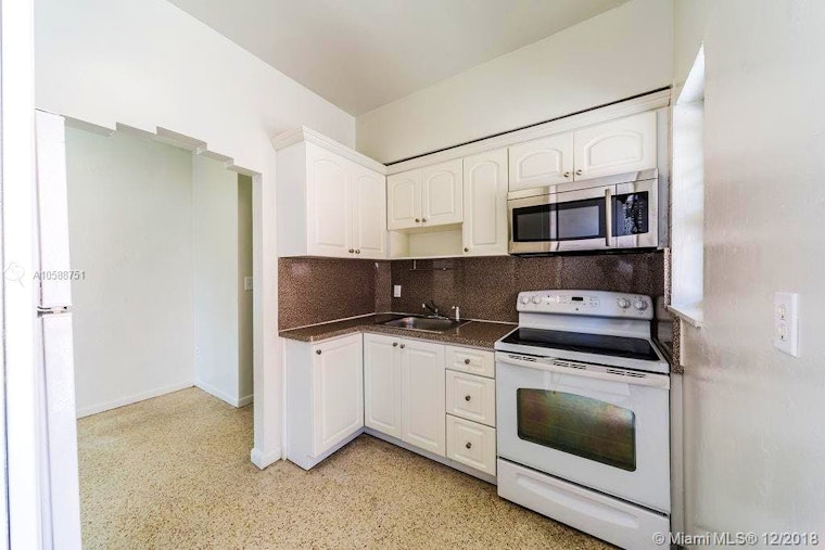 Renting in Miami: What will $1,100 get you?