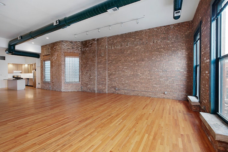 Renting in Chicago: What will $2,500 get you?