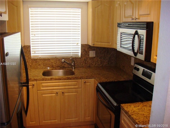 Renting in Fort Lauderdale: What will $1,400 get you?