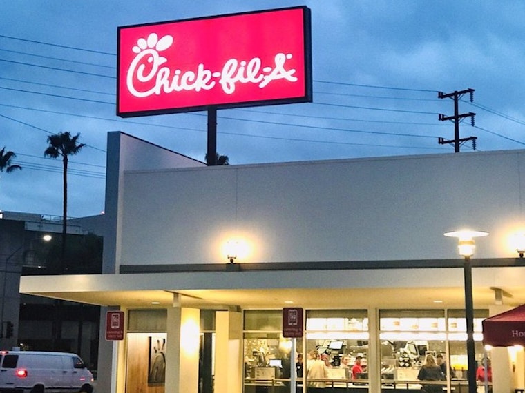Chick-fil-A brings signature chicken sandwiches to Burbank