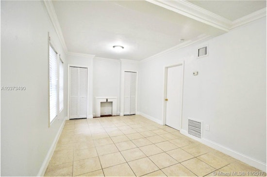 Here are today's cheapest rentals in Isle of Normandy, Miami Beach