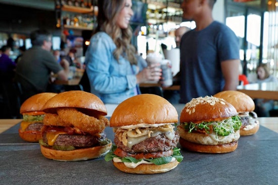 Get burgers and more at Fort Worth's new Grub Kitchen and Bar