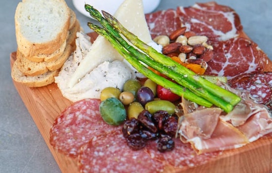 Check out the 6 most popular eateries in Phoenix's Alhambra neighborhood