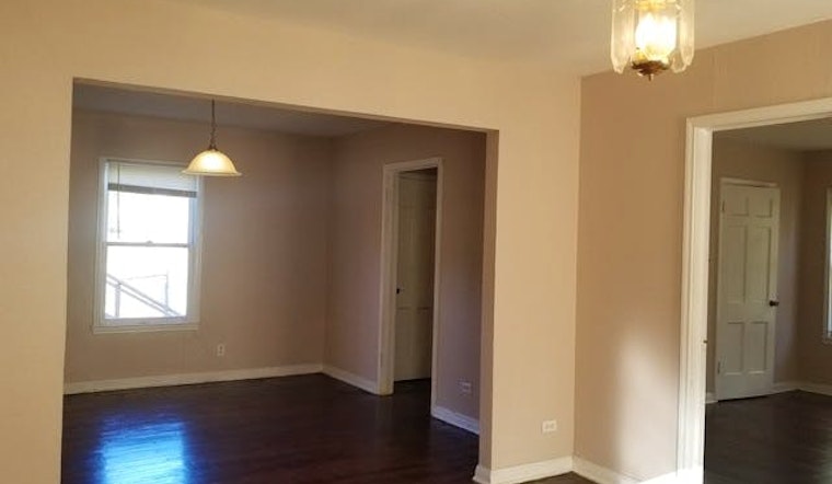 What's the cheapest rental available in Mahncke Park, right now?
